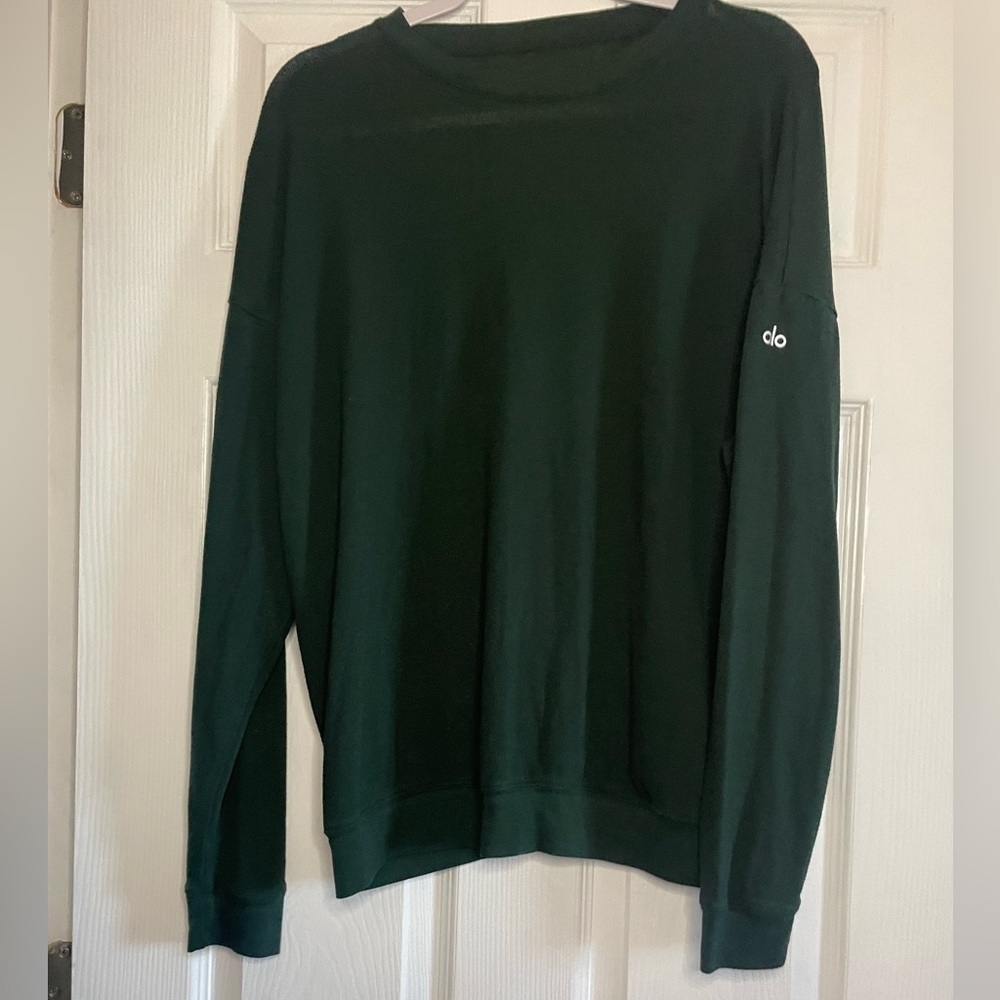 Alo Yoga Dark Green long Sleeve Women’s Medium Top